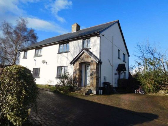 2 Bedroom Flat